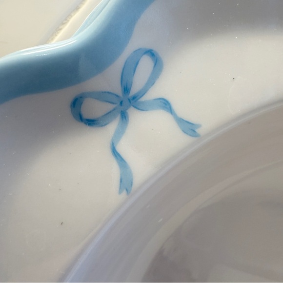 Shabby Chic Blue Coquette Bow Melamine Bowl Set of 4 Scalloped Edge VTG Style - Picture 2 of 6